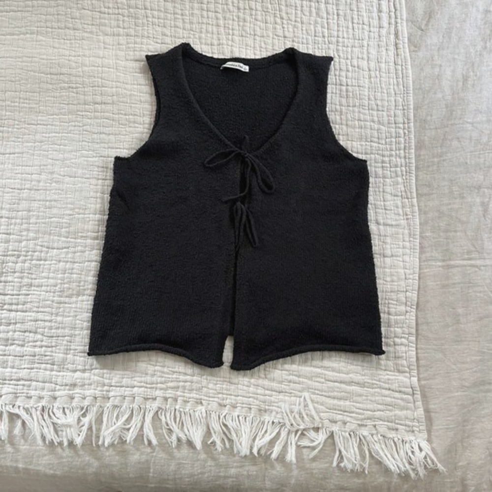 Abercrombie & Fitch Tie Knit Vest Womens Large‎ Black
